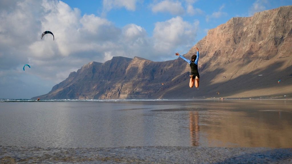 Magic Famara Beach House, hoteles y alojamientos en Teguise